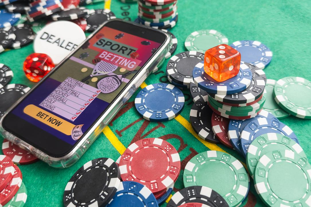 Take a spin and hit The Thrill of Online Gaming